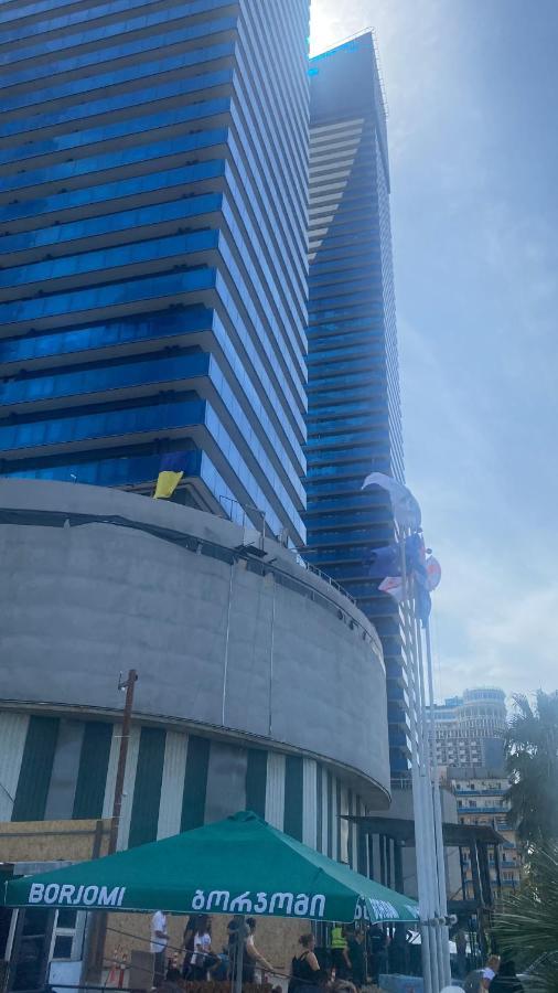 Orbi City Luxury Suite Batumi Bagian luar foto