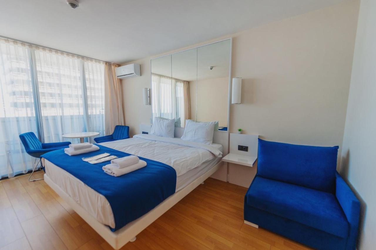 Orbi City Luxury Suite Batumi Bagian luar foto