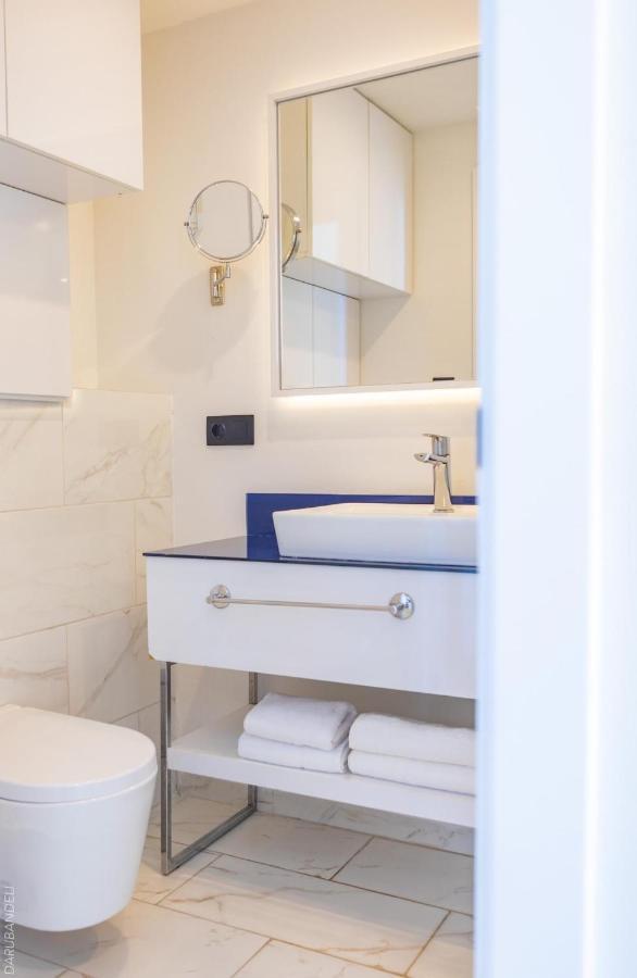 Orbi City Luxury Suite Batumi Bagian luar foto