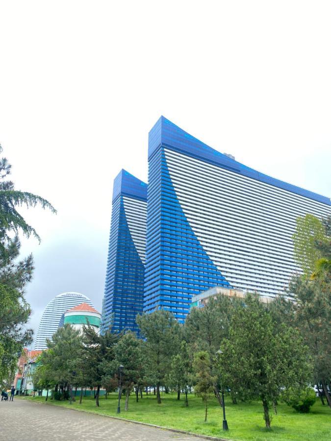 Orbi City Luxury Suite Batumi Bagian luar foto